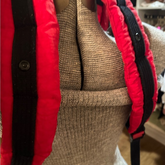 Vintage Kipling Safety Red Backpack - Picture 10 of 12